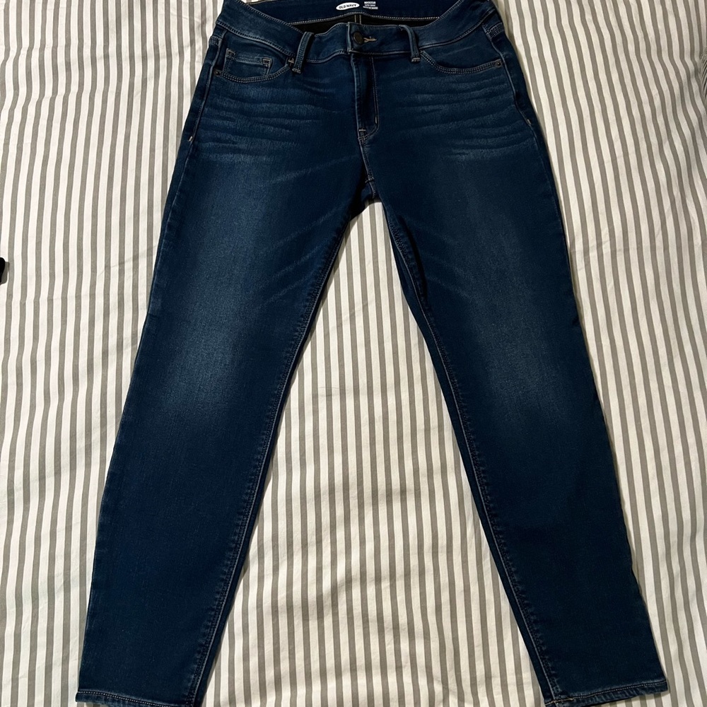 NWOT Old Navy Built in Warm Rockstar Super Skinny Jeans